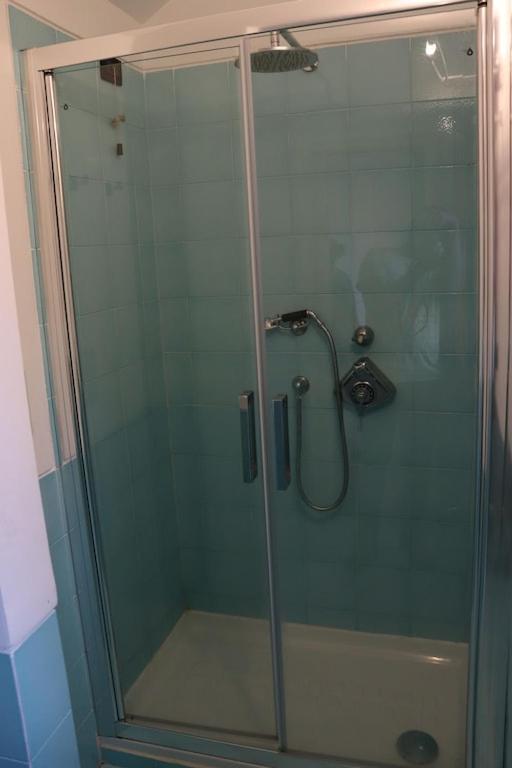 Appartement Dans Un Terrain De Golf, 5 Min De La Mer En Voiture, Parking Gratuit Cogoleto Luaran gambar
